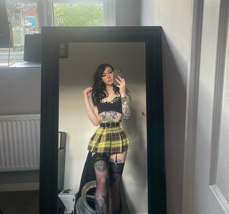 Em camp bell hot actress archive