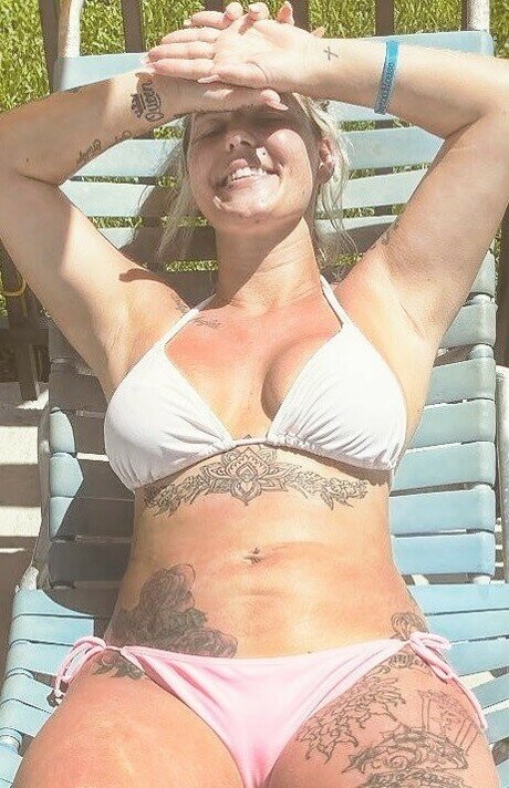 Ashton Sidney perfect actress galleries