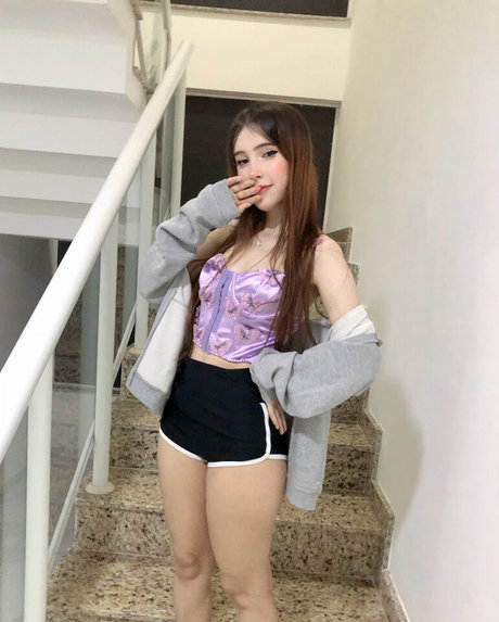 kalimaraa adult model img