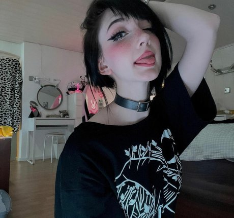 Nananightray erotic pornstar gallery