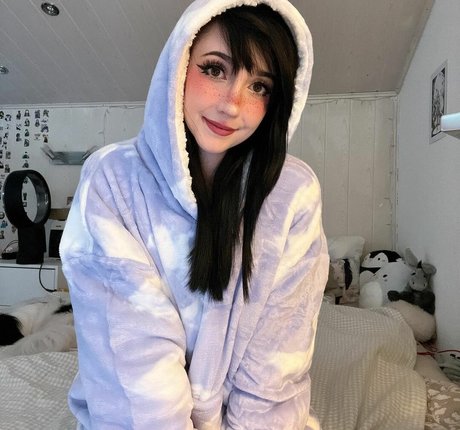 Nananightray porn model images