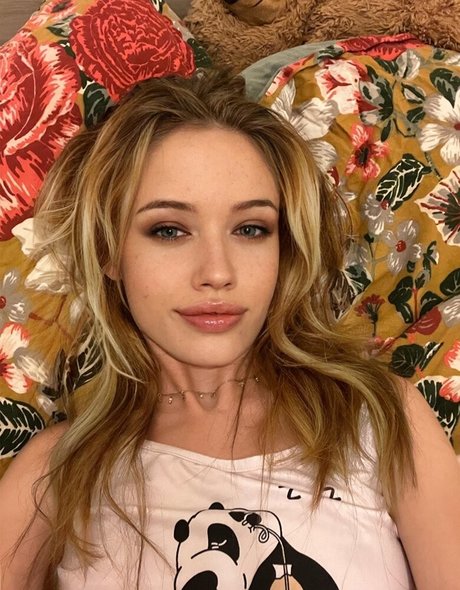 Seckooh adult model photo