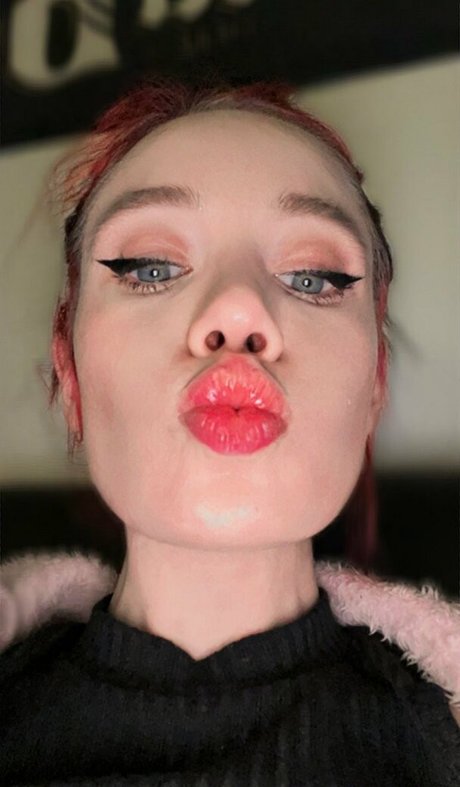 Seckooh model porn image