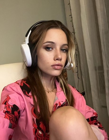 Seckooh free actress pic