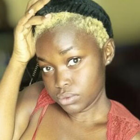 Tajupiternoir model sexy picture