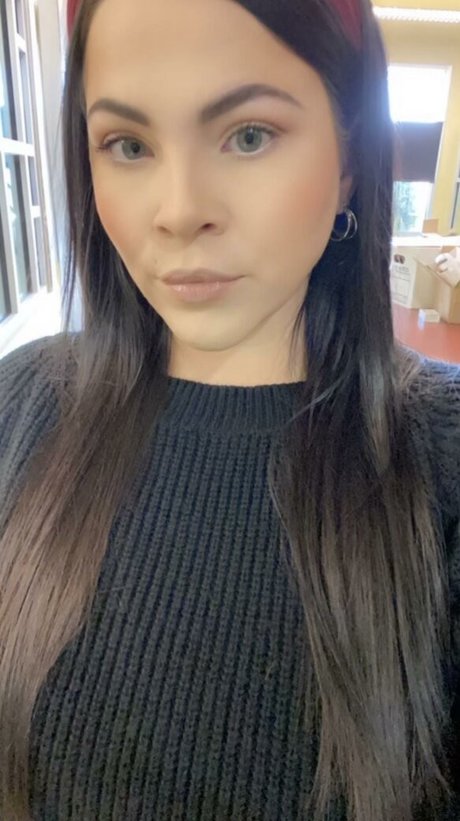 britbrat pretty actress picture