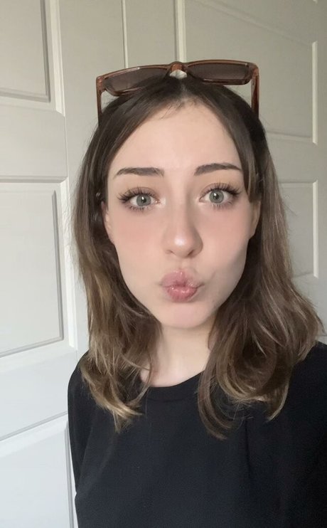 Kelsey Grzybowski beautiful star archive