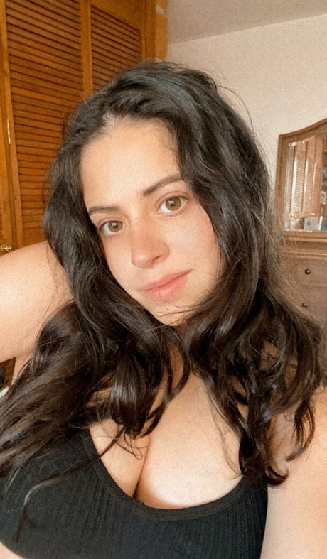 asian tits onlyfans top pic