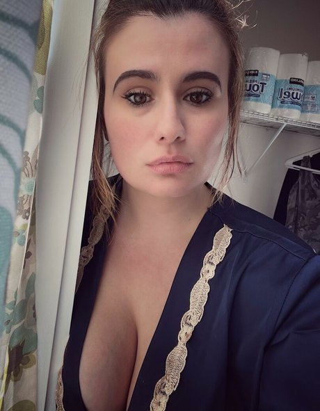 LillyBehave pornographic model archive