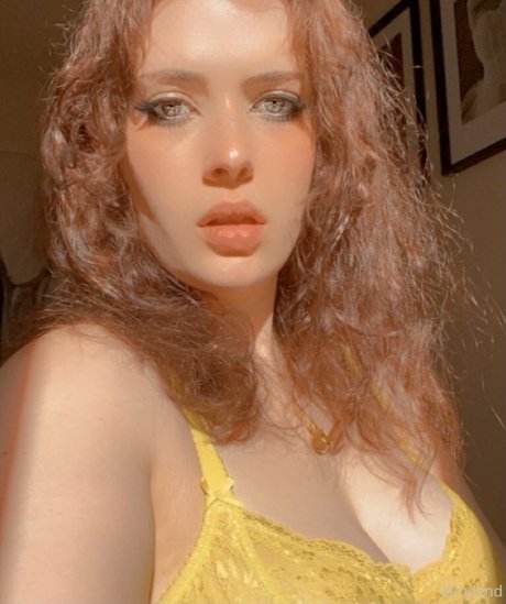 kittylynd high quality model images