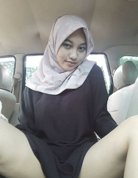 MeruChan porn model pictures