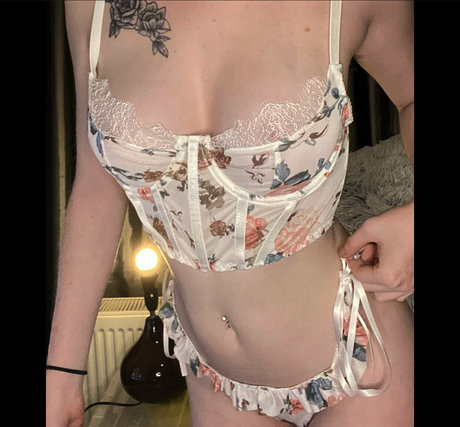 moremikimark free pornstar img