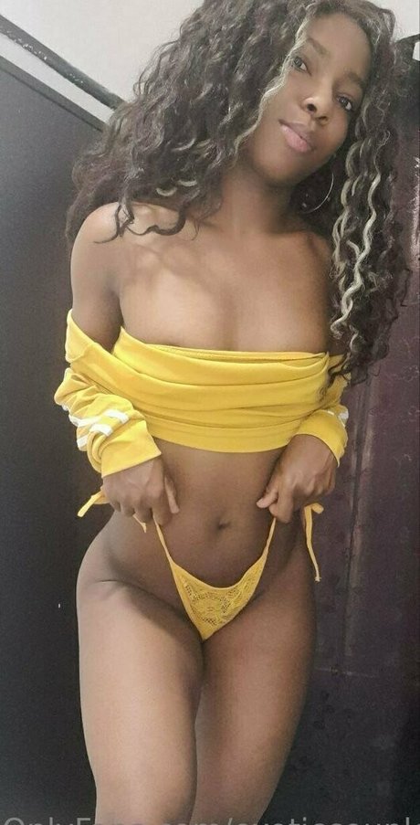 mollie10 star erotic gallery