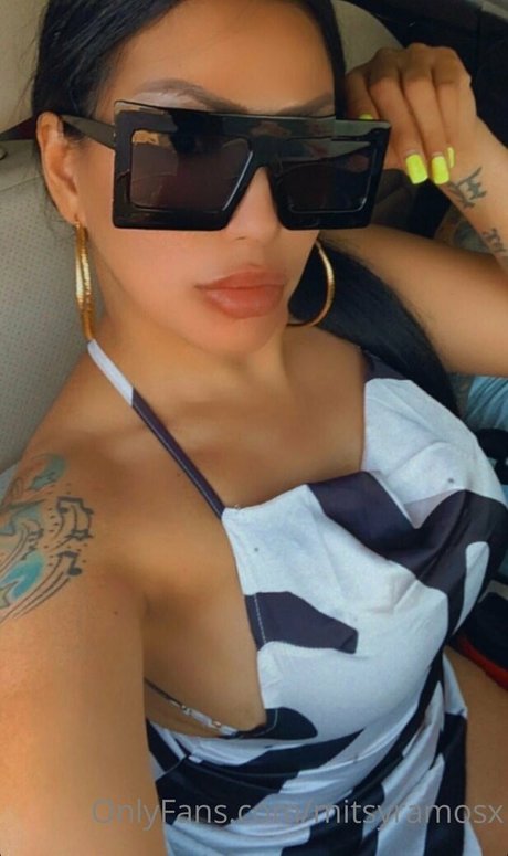 mitsyramosx model perfect pictures