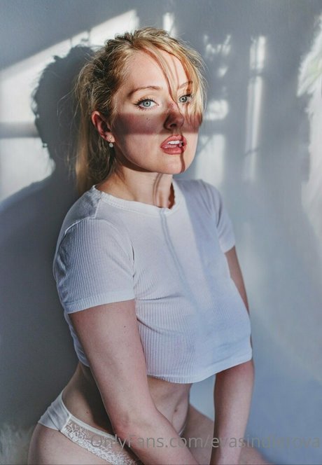 evasindlerova pornstar nudes picture