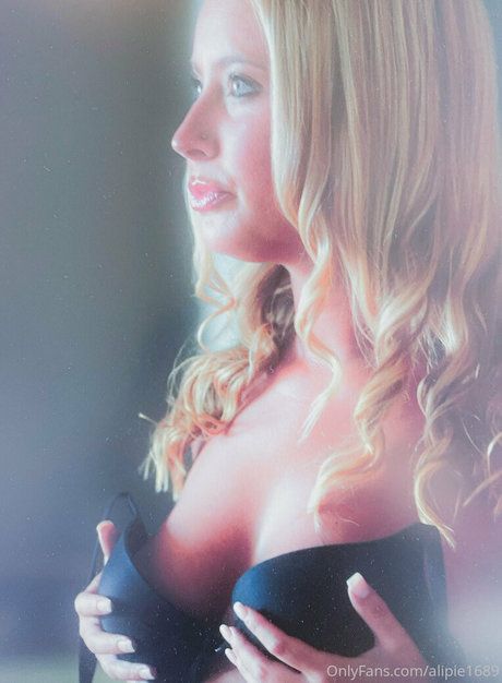 alipie1689 best actress picture