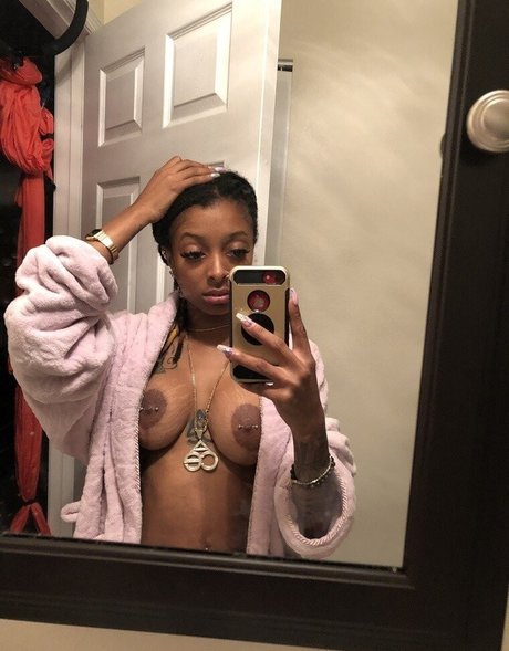 Dannie Ace star pornographic image