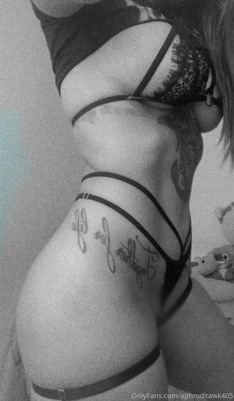 rousse 777 beautiful model images