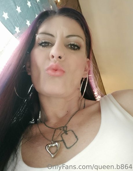 queen b864 pornstar free pic