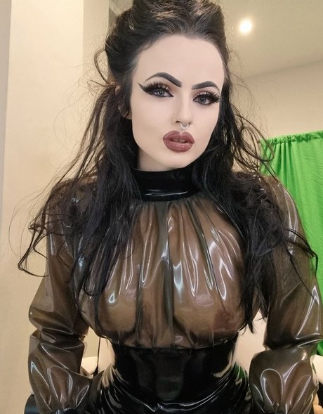 Empress Poison pornstar adult photo