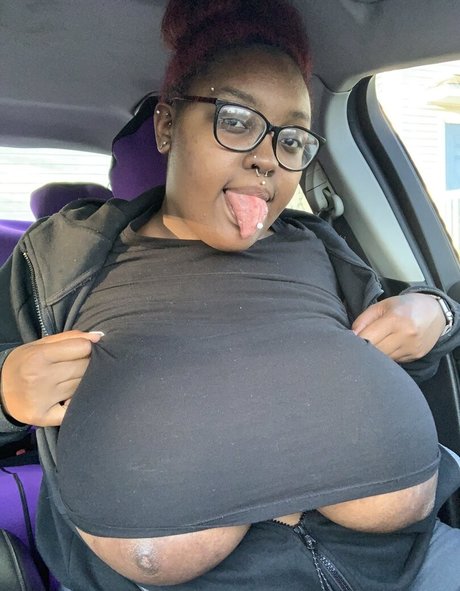 thickkbeauty hot star img