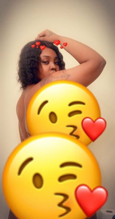 thickkbeauty model high quality images