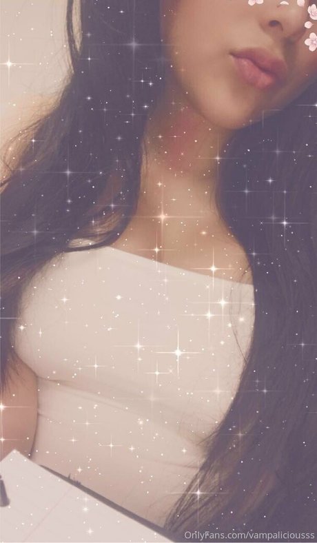 vampaliciousss exclusive model img