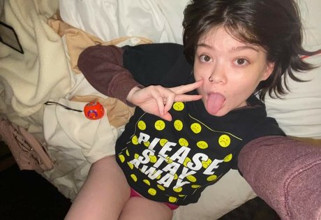 Lilac Lullaby hd pornstar pictures