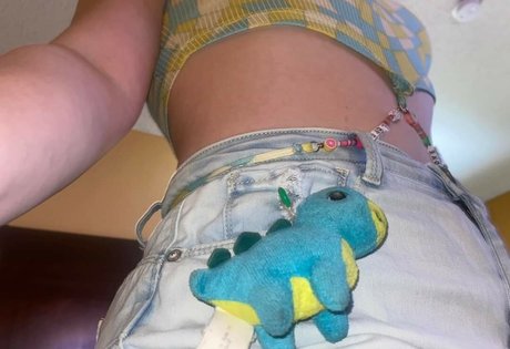 Lilac Lullaby star exclusive pictures