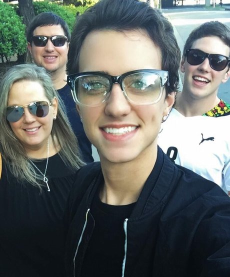 SophieSommers sexy star gallery