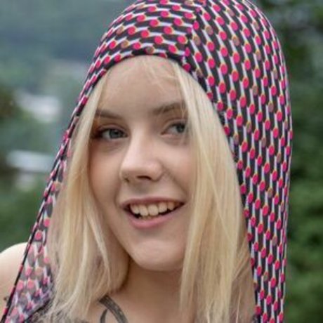 Emily Cutie model pictures