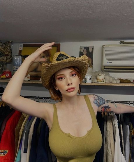 anthealefteria erotic star pictures