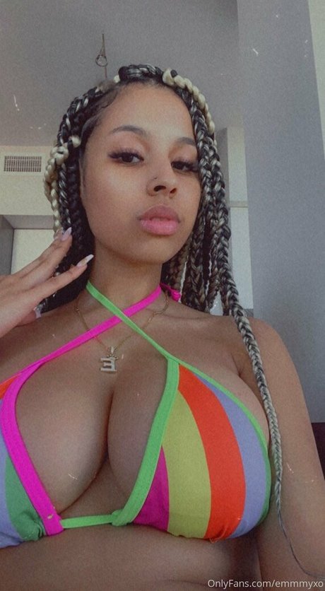 Emmmyxo perfect actress pic