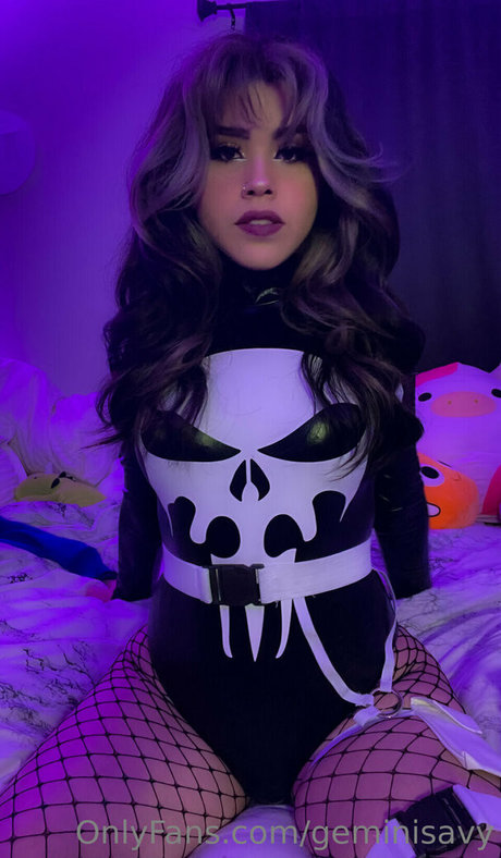 Geminisavy xxx model picture