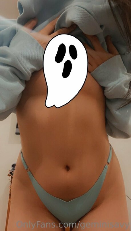 Geminisavy pornstar naked image