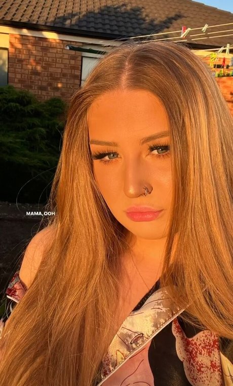 Stacey Hoult star high quality pics