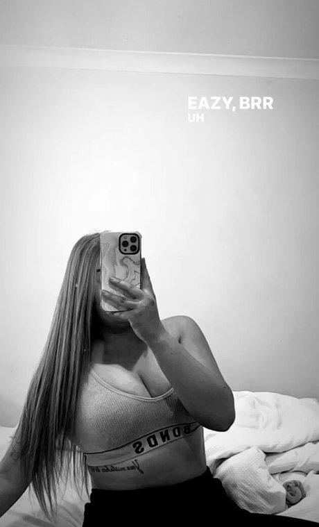 Stacey Hoult star best image