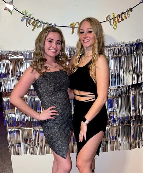 Hannah Alyssa Woods beautiful pornstar archive