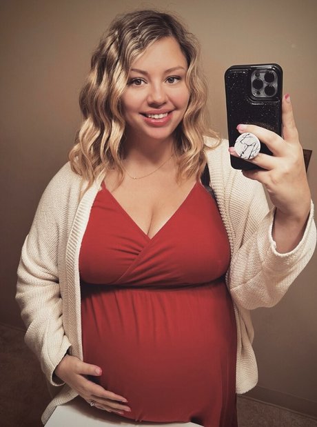 FefeCoco hd pornstar photo