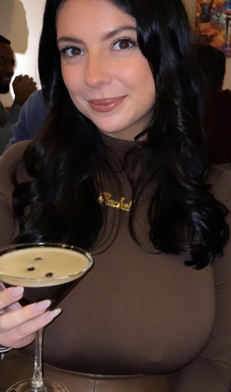 Rachel Winchester nude actress gallery