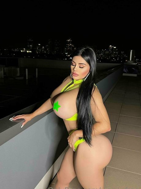 vianeyfree star best photos