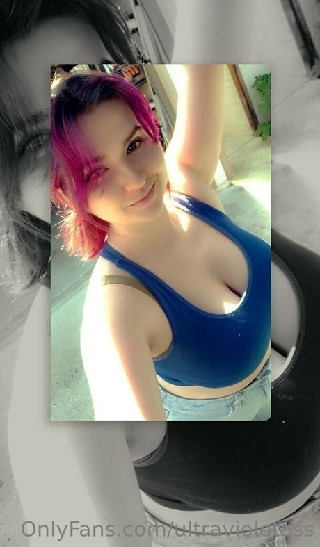 ultravioletass hot model img