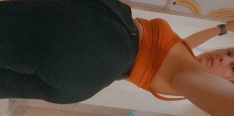 thekittybateman sexy pornstar image