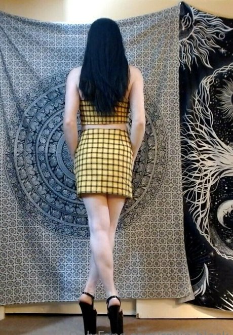 roxie black free actress pics