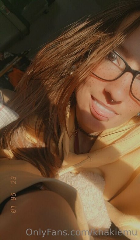 khakiemu model sex images