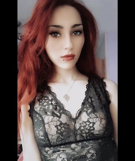 freyanillinht adult actress pics