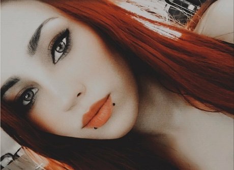 freyanillinht nudes actress image