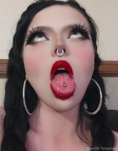 mischa cleo moore model nudes pics