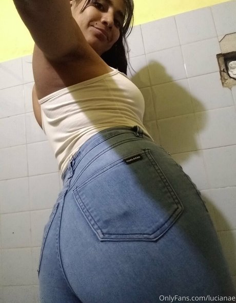 gggloria nude actress img