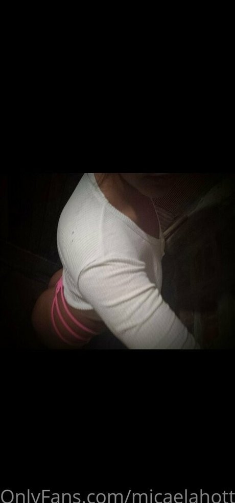 gggloria beautiful model archive